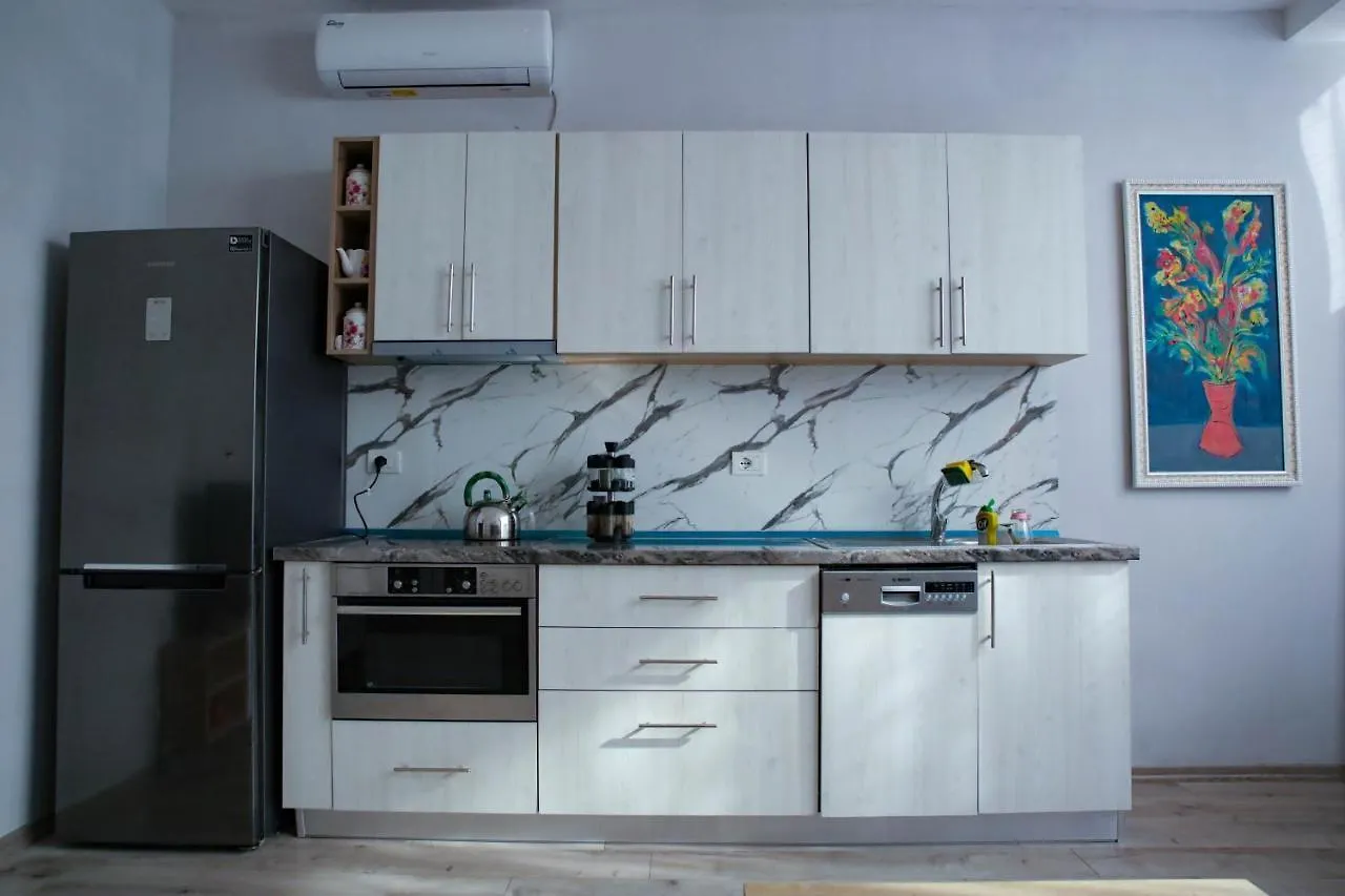 Angelx Apartments Tirana 0*,